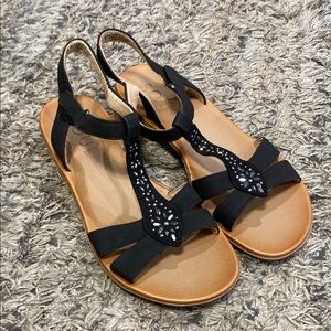 Soul naturalizer sz 10 Black and Tan Sandals